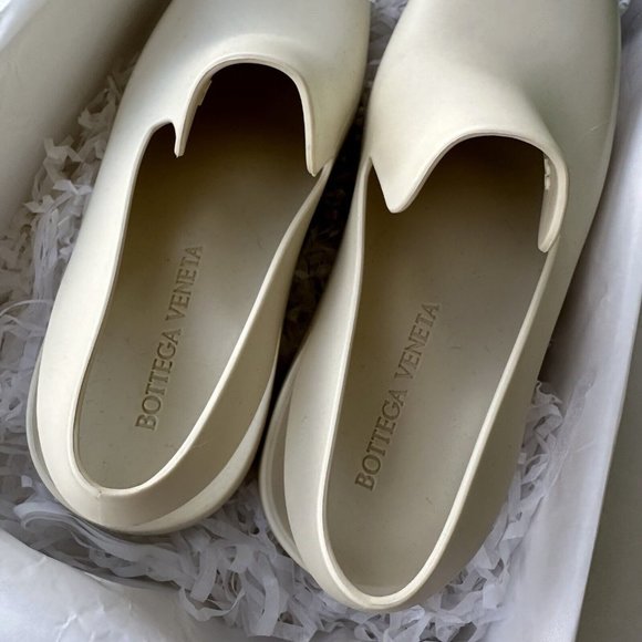 NEW BOTTEGA VENETA PUDDLE SANDALS SLINGBACK RUBBER Sea Salt Beige White 39 US 9 - Picture 5 of 9